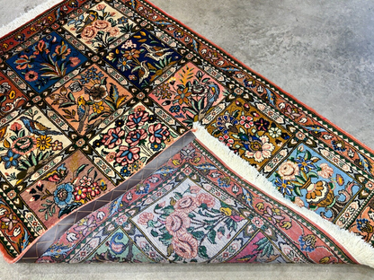 3'5"x5'2" Hand-Knotted 100% Lamb Wool Bakhtiarie Carpet - Area Rug