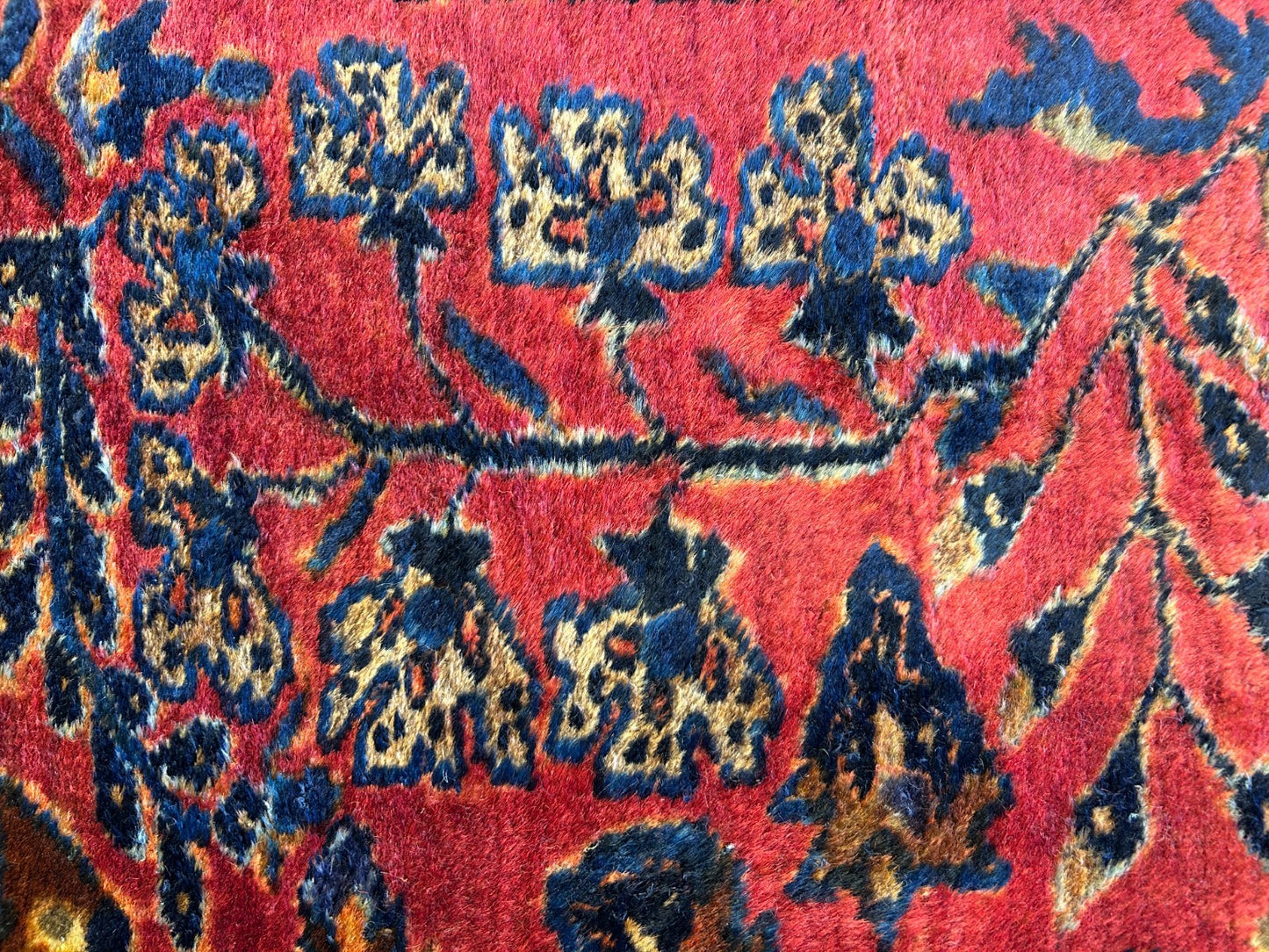 4'10"x6'6" Antique Hand-Knotted 100% Wool Pile Sarouke Area Rug - Carpet