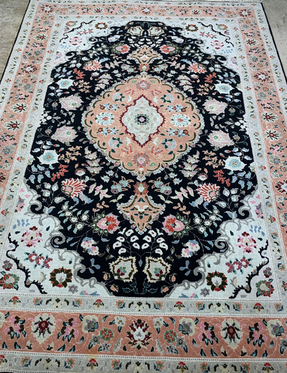 3'6"x4'10'' Fine Hand-Knotted Silk & Wool Tabrize Area Rug - Area Carpet