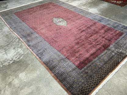 6'x9' Vintage Old Hand-Knotted Wool Oriental Rug - Area Carpet