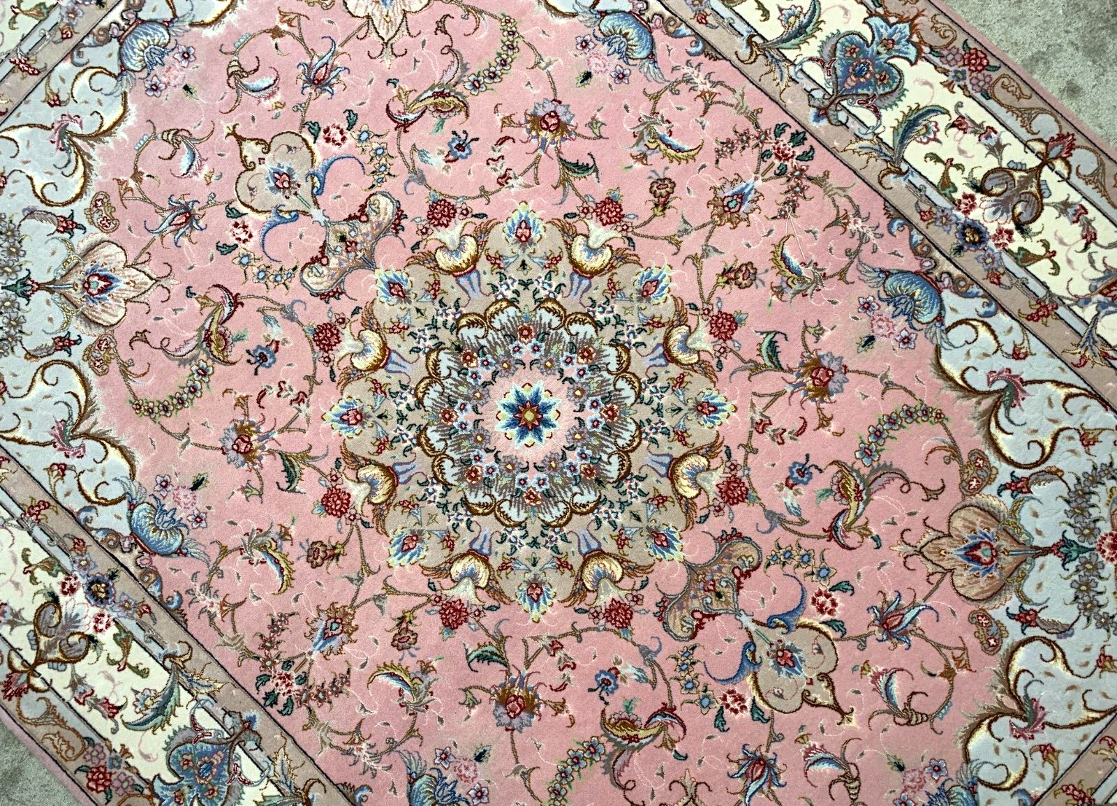 5'x7'2" Very Fine Hand-Knotted Wool & Silk Blend Tabrize Carpet - Area Rug