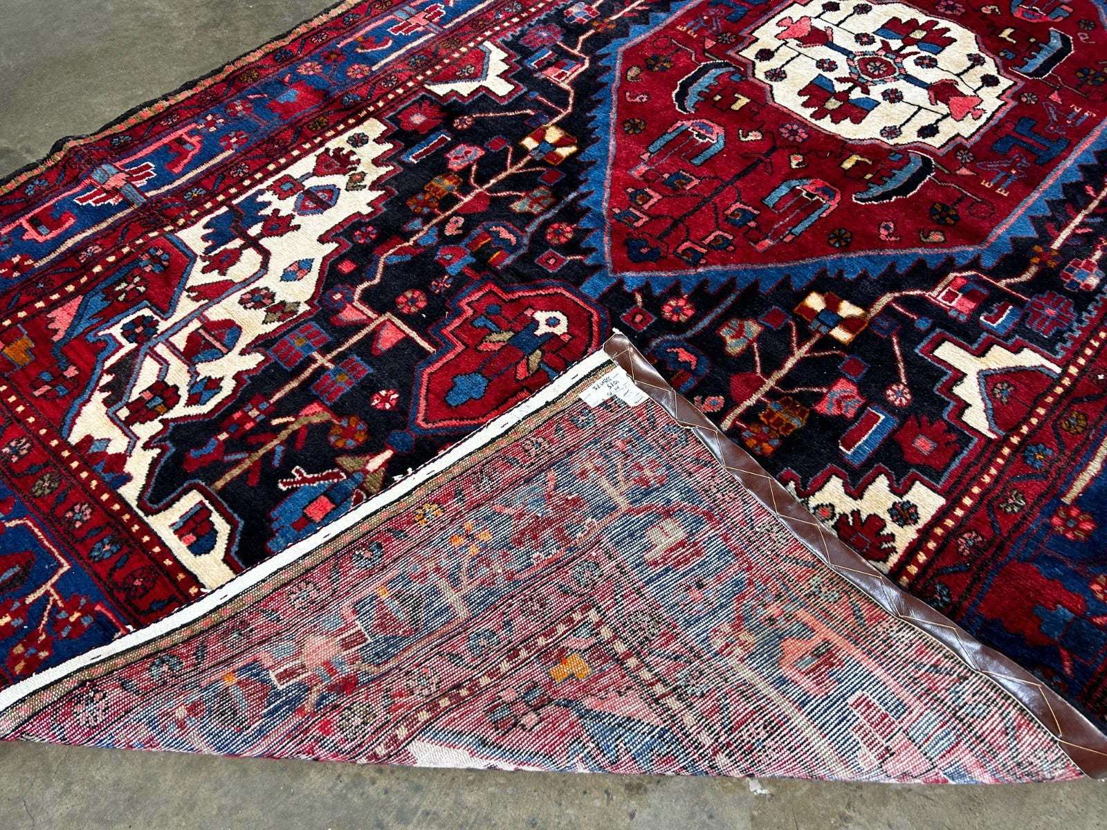 5'8" x 10'11" Hand-Knotted 100% Lamb Wool Pile Hamadane Area Rug - Carpet