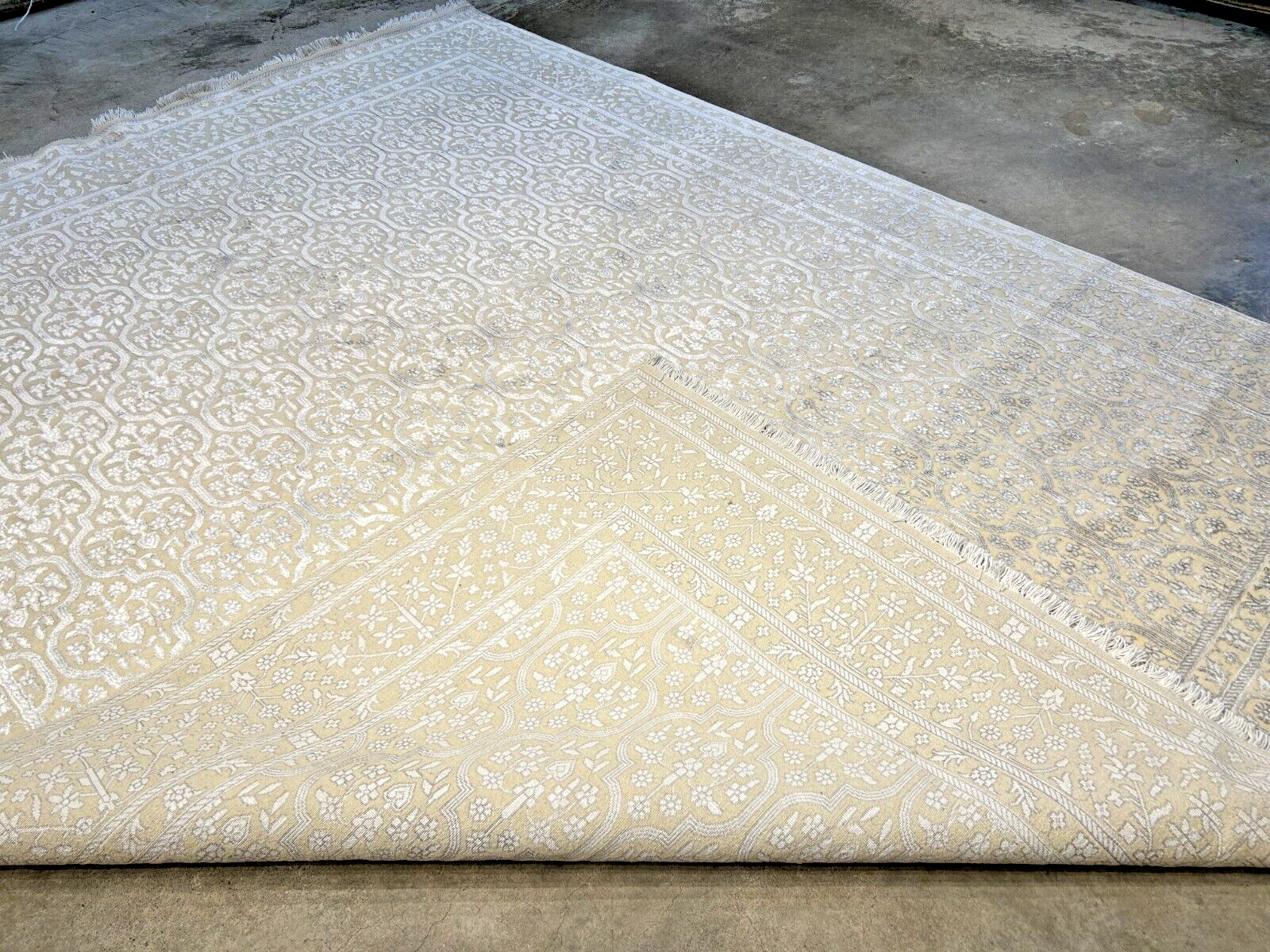 8' x 10'1" Hand-Knotted Silver 100% Wool Carpet - Indian All-Over Area Rug - 3D