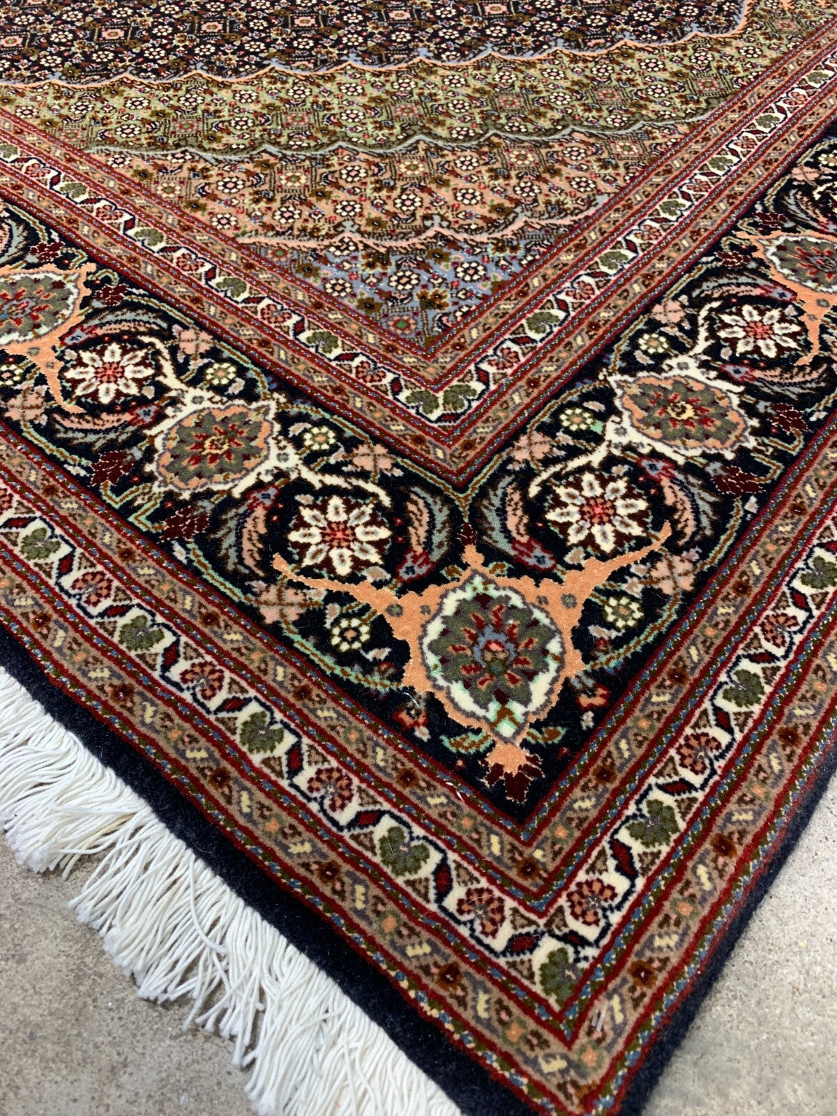 5'x6'7" Fine Hand-Knotted Wool & Silk Blend Tabrize Mahi Carpet - Area Rug