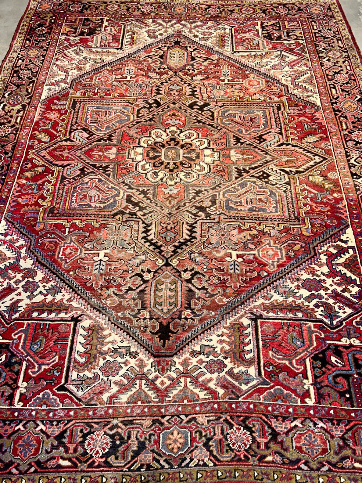 9'x11'9" Hand-Knotted 100% Wool Pile Herize Rug