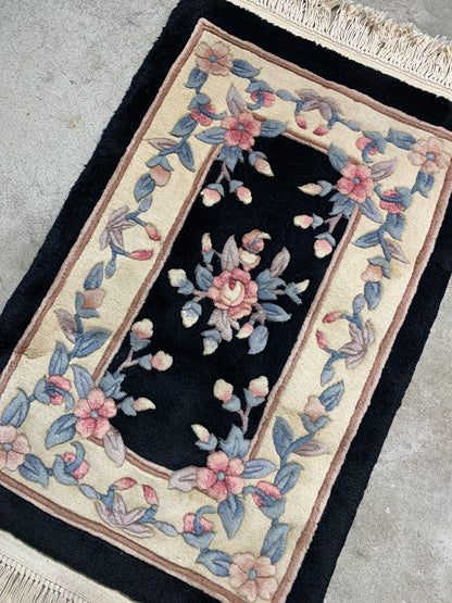 2'x3' Hand-Knotted 100% Wool Oriental Rug - Area Carpet