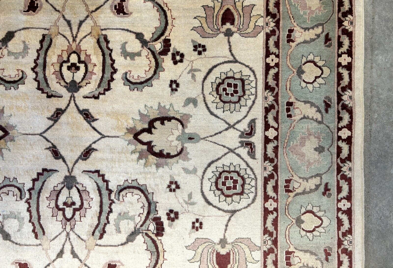 7'1"x9'1" Hand-Knotted 100% Wool Pile Indian Arut Carpet - Area Rug