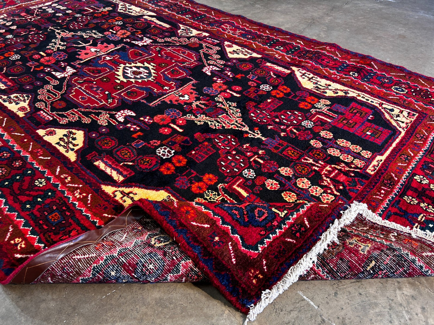 5'6" x 9'1'' Hand-Knotted 100% Lamb Wool Pile Nahavande Area Rug - Carpet