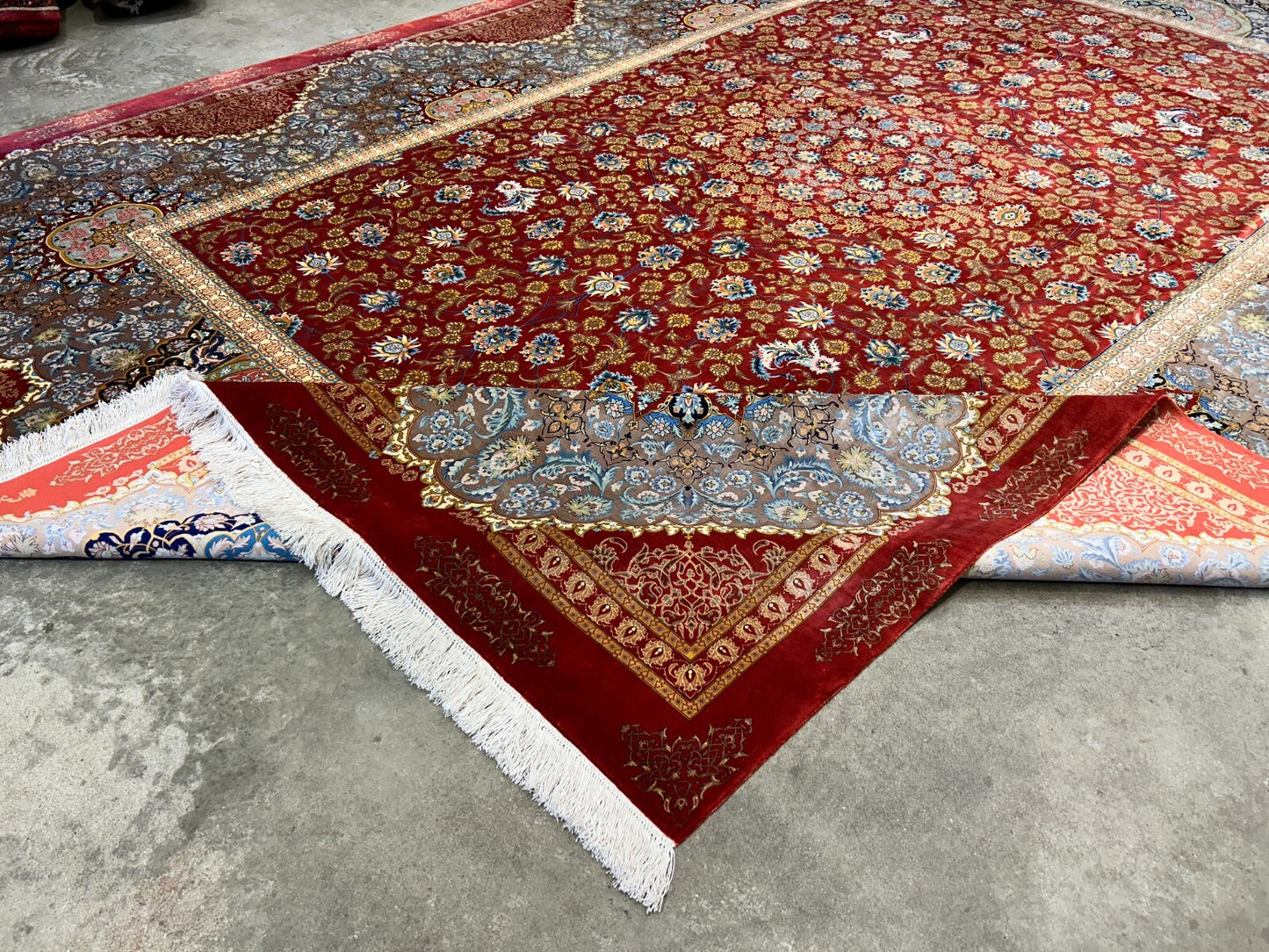 9'8"x13'6" Exquisite Signed Hand-Knotted 100% Silk Qume Rug