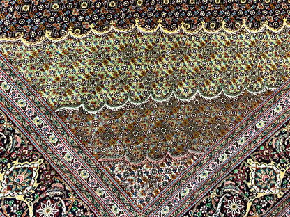 6'8"x10'2" Fine Hand-Knotted Wool & Silk Oriental Tabrize Rug - Area Carpet