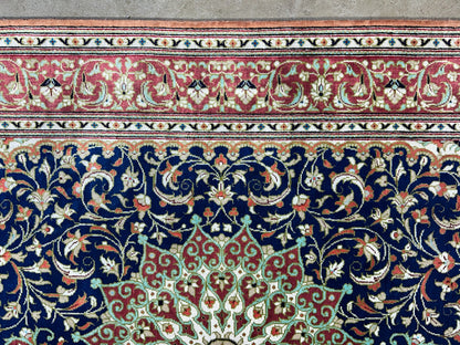 2'8"x4'1" Exquisite Extra-Fine Hand-Knotted 100% Silk Qume Area Rug