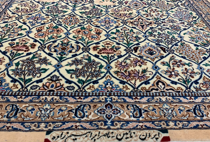 3'2"x4'10'' Very Fine Hand-Knotted Silk & Wool Naine Area Rug - Carpet