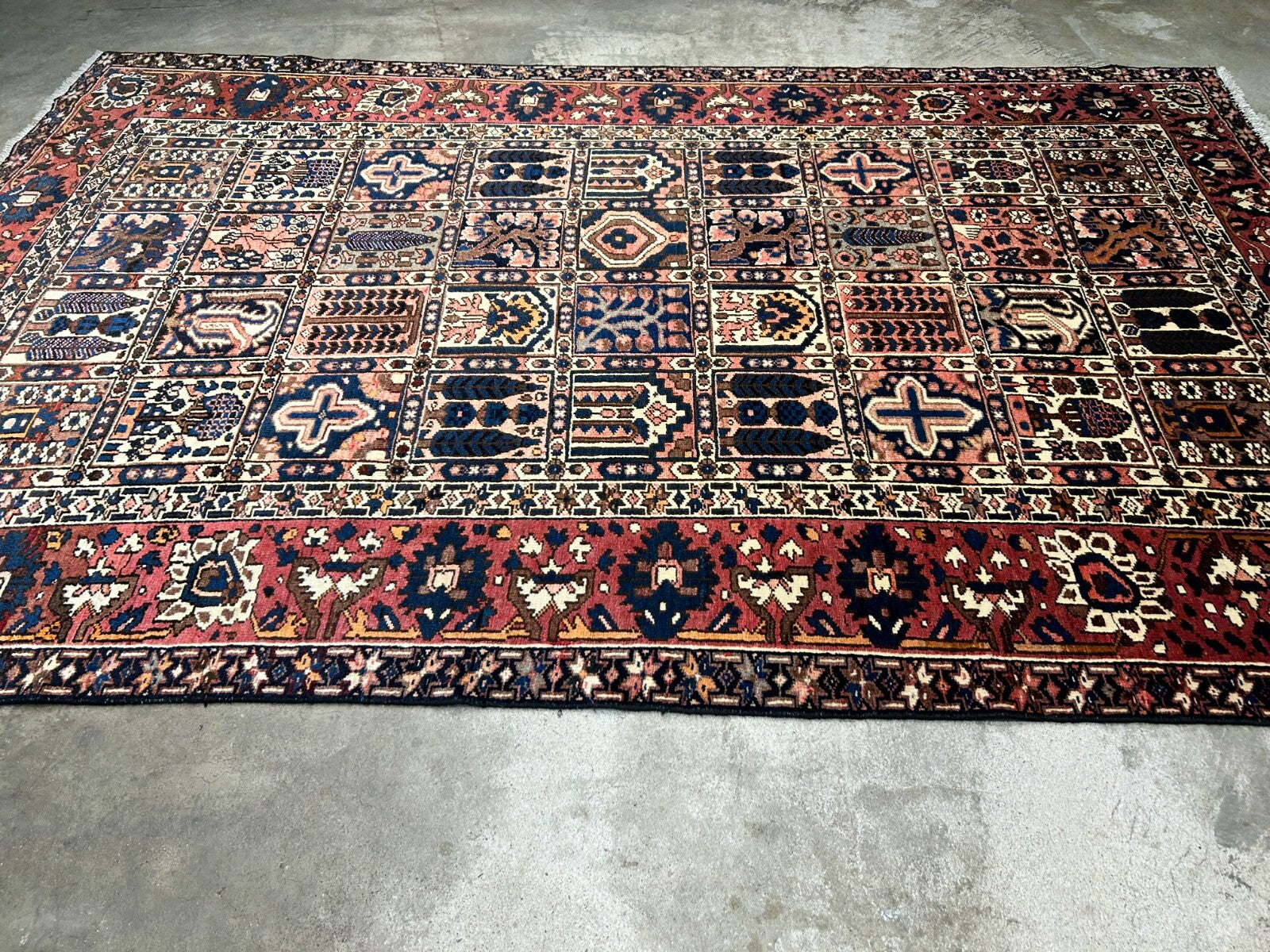 6'5"x9'8" Hand-Knotted 100% Lamb Wool Bakhtiarie Carpet - Area Rug