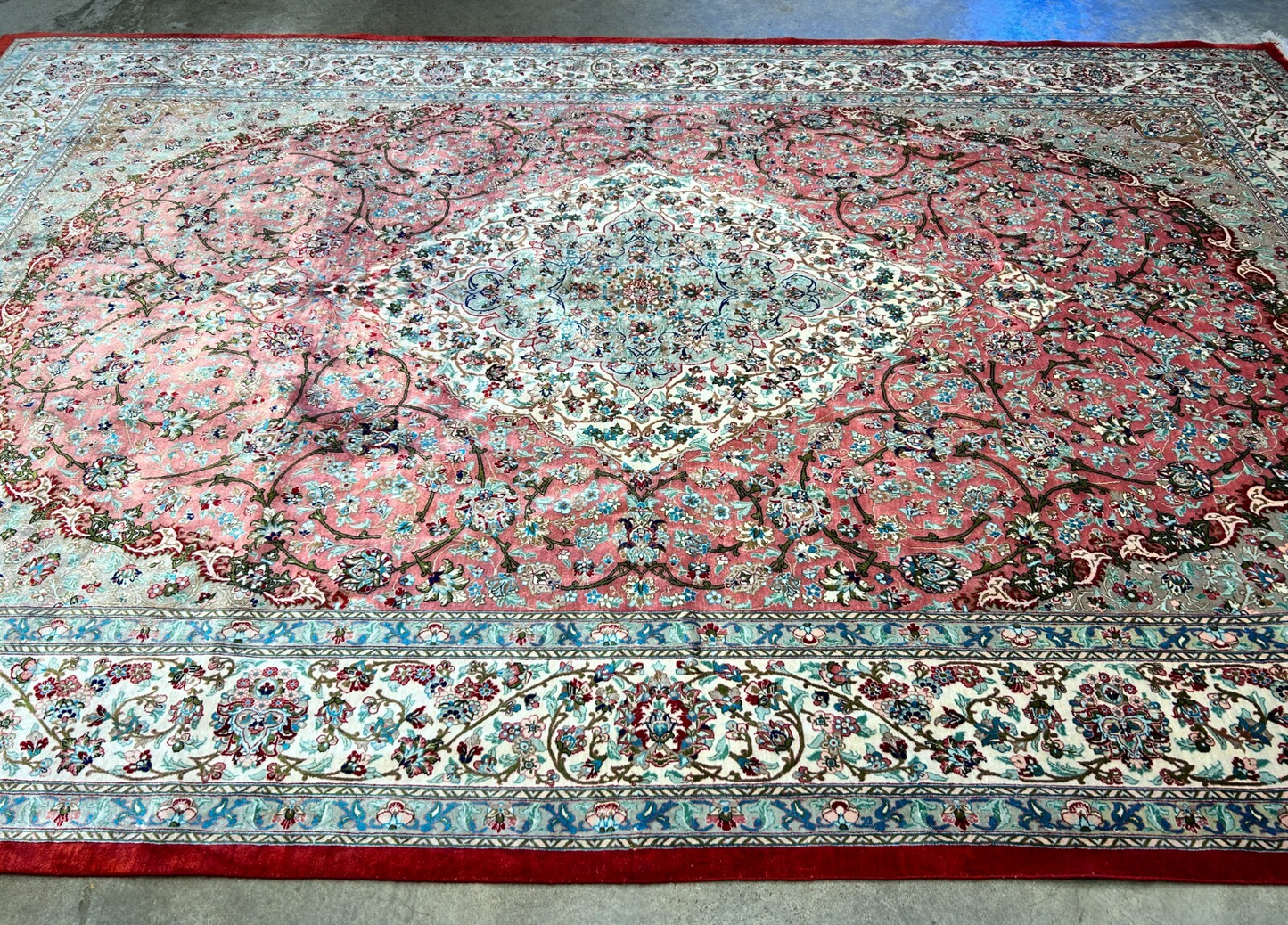 6'5"x9'5" Exquisite Hand-Knotted 100% Silk Qume Rug