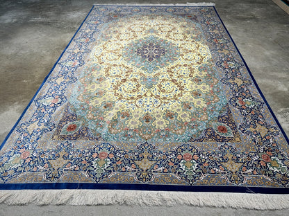 6'5"x10'4" Exquisite Extra-Fine Hand-Knotted 100% Silk Qume Carpet - Area Rug
