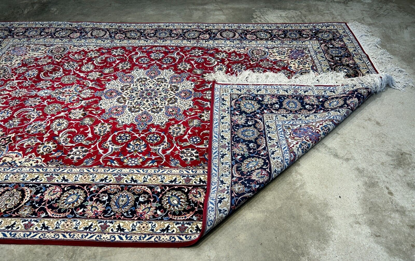 6'9"x10'3" Extra-Fine Hand-Knotted Wool & Silk Blend Isfahane Carpet - Area Rug