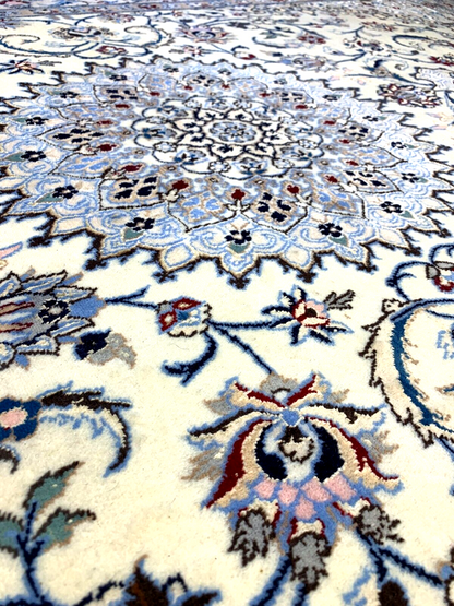 4'x6'6" Fine Hand-Knotted Wool & Silk Blend Naine Carpet - Area Rug