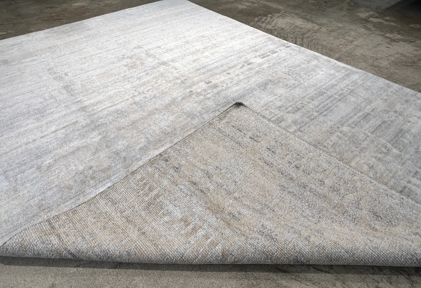 6'x8'11" Hand-Knotted 100% Wool Pile Modern Rug