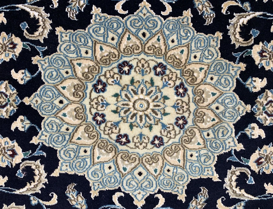 2'11"x4'4" Fine Hand-Knotted Wool & Silk Blend Naine Carpet - Area Rug