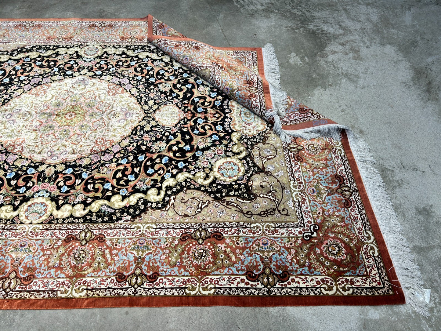 6'6"x9'6" Exquisite Extra-Fine Hand-Knotted 100% Silk Qume Carpet - Area Rug