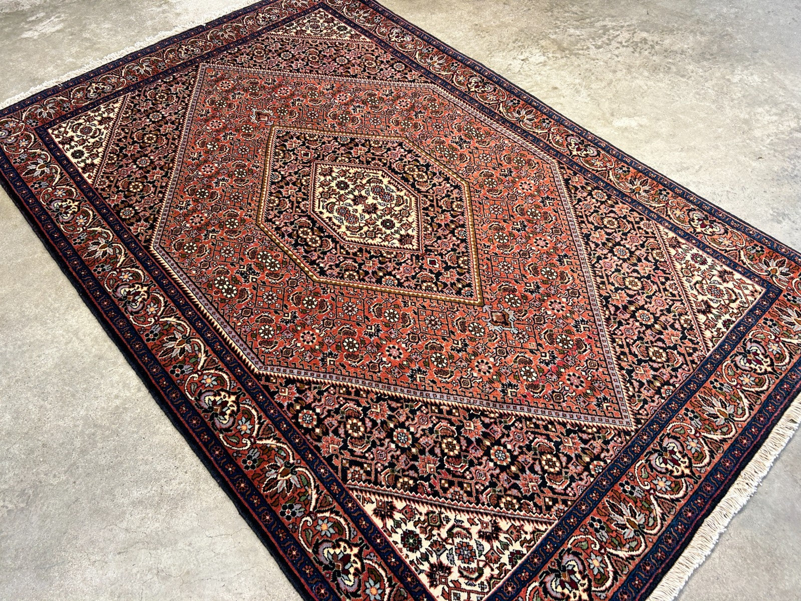 3'7"x5'8" Hand-Knotted 100% Wool Pile Persiane Bijare Rug