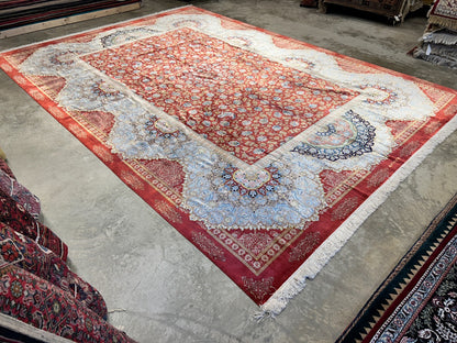 9'8"x13'6" Exquisite Signed Hand-Knotted 100% Silk Qume Rug