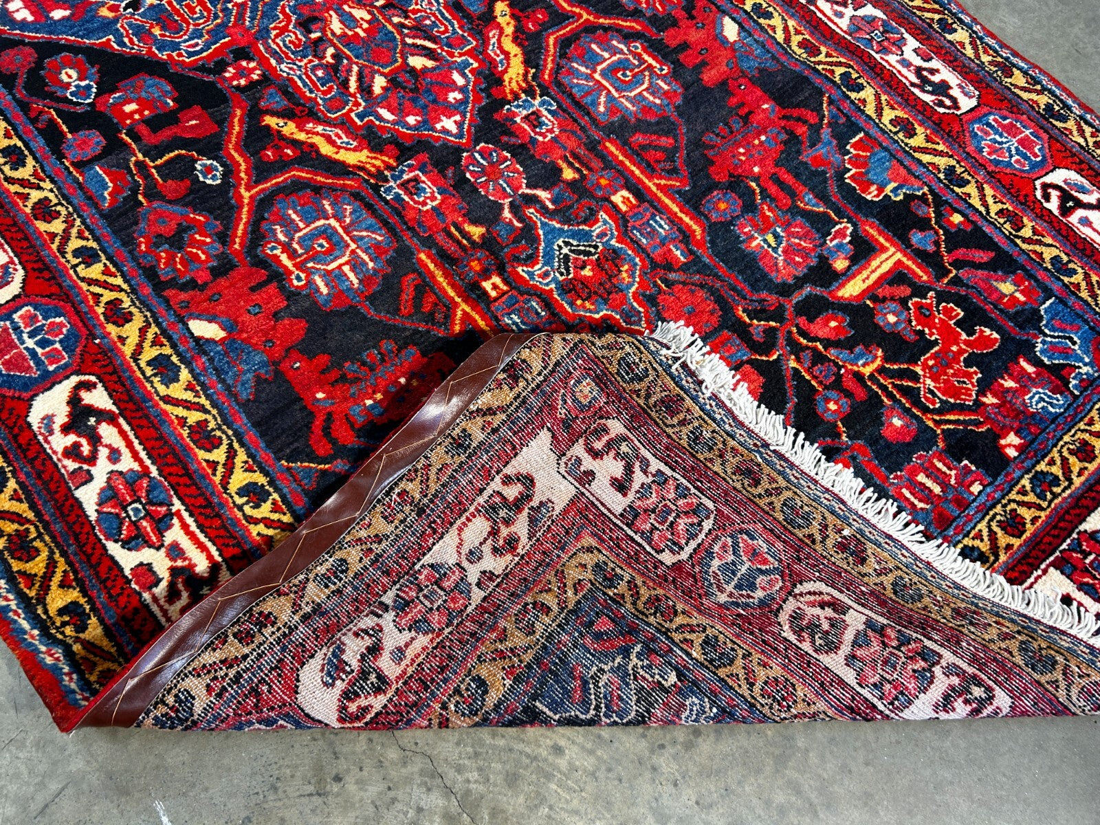 5'0" x 9'5'' Hand-Knotted 100% Lamb Wool Pile Nahavande Area Rug