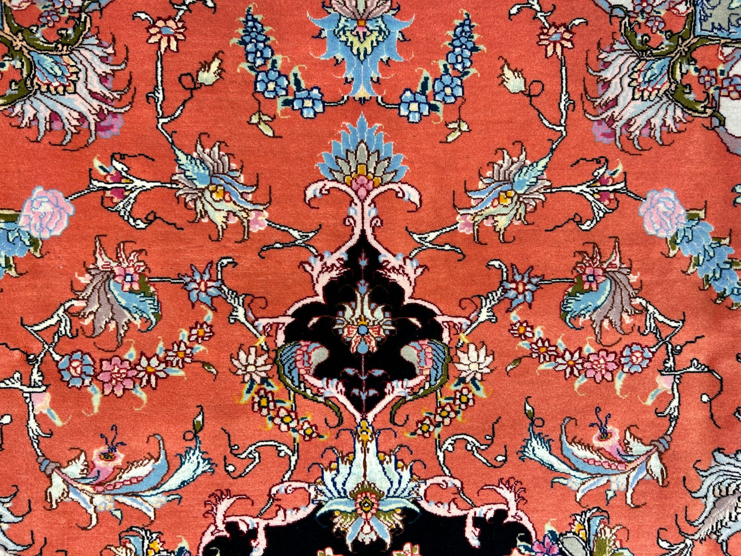 7'x10' Fine Hand-Knotted Wool & Silk Tabrize Rug - Area Carpet