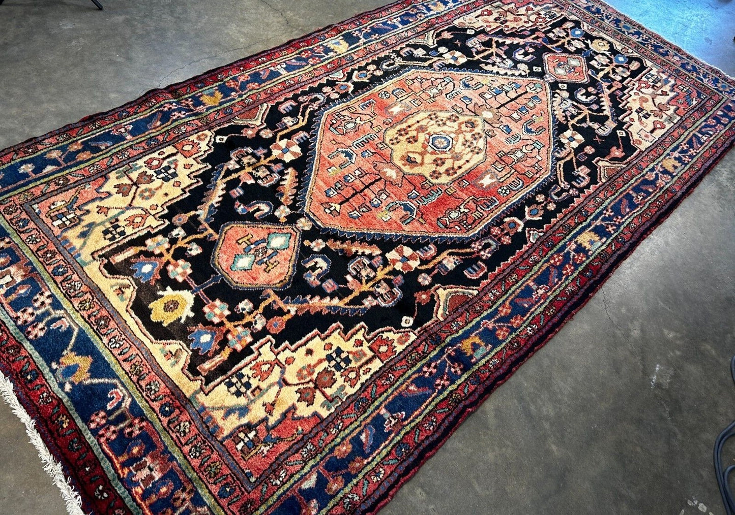 5'4" x 10'9" Hand-Knotted 100% Wool Pile Nahavande Area Rug - Carpet