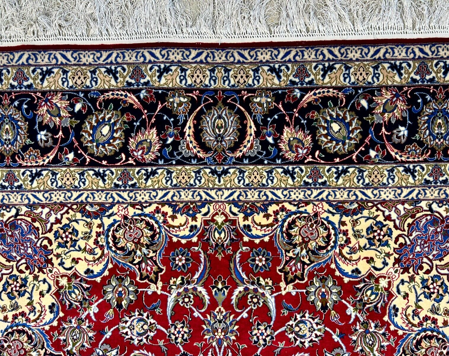 6'9"x10'3" Extra-Fine Hand-Knotted Wool & Silk Blend Isfahane Carpet - Area Rug
