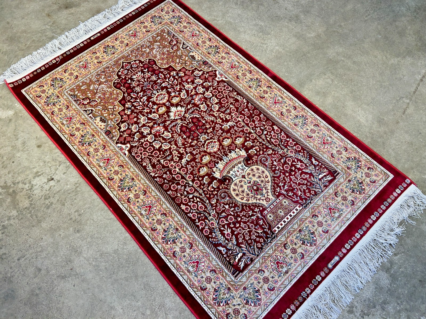 2'8"x4'1" Hand-Knotted 100% Silk Persiane Style Prayer Rug