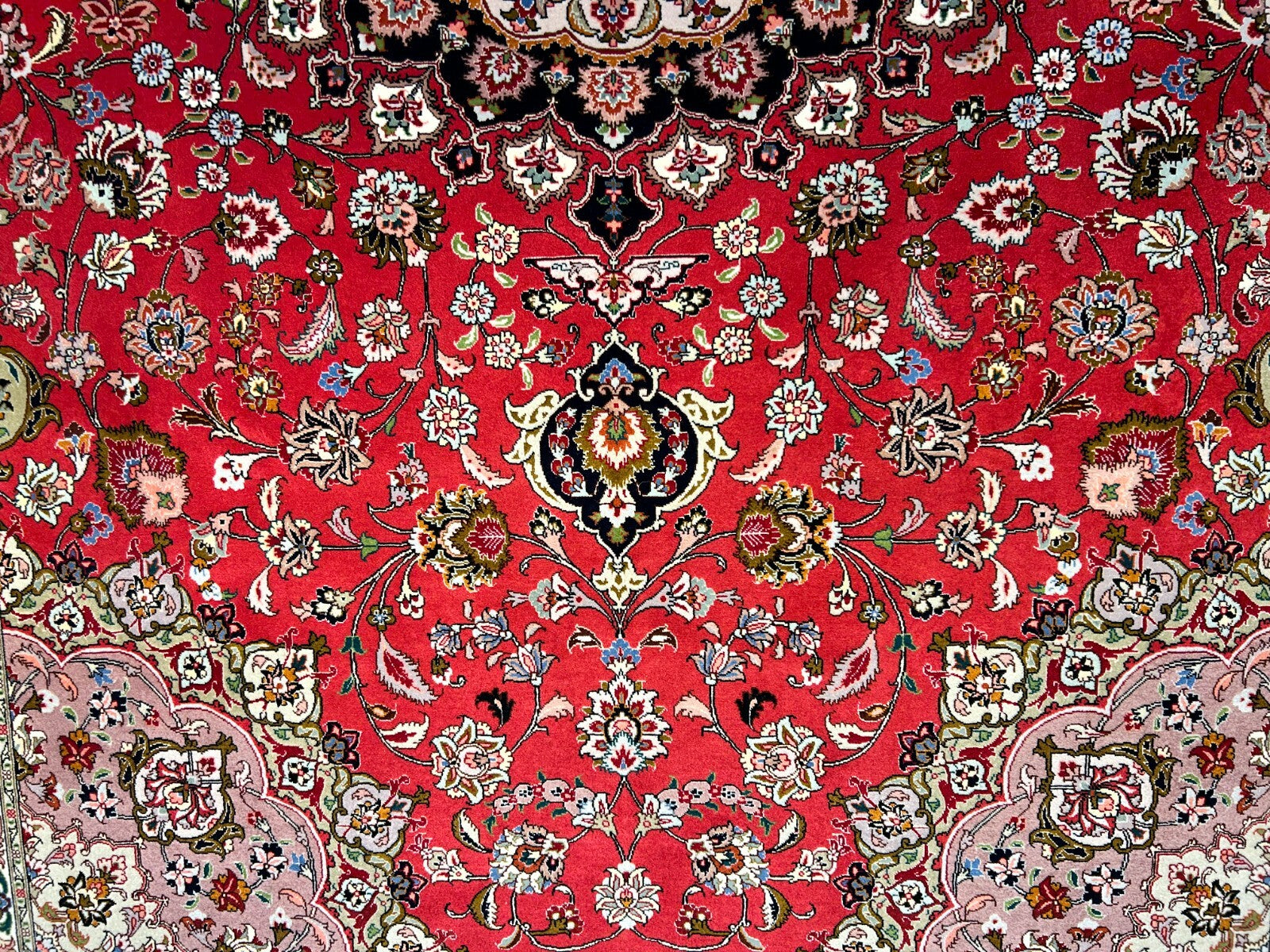 6'7"x9'10" Fine Hand-Knotted Wool & Silk Blend Tabrize Carpet - Area Rug