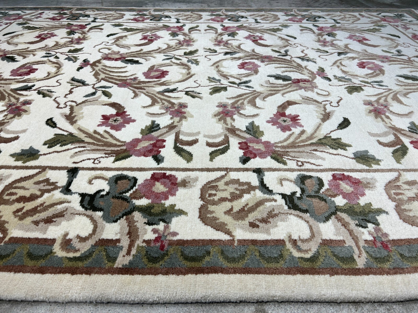 6'x9' Hand-Knotted 100% Wool Pile Art Deco Carpet - Area Rug