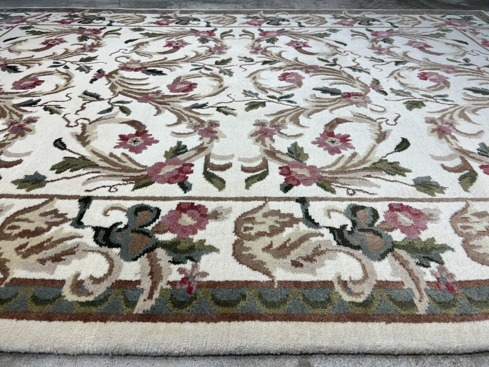 6'x9' Hand-Knotted 100% Wool Pile Art Deco Carpet - Area Rug