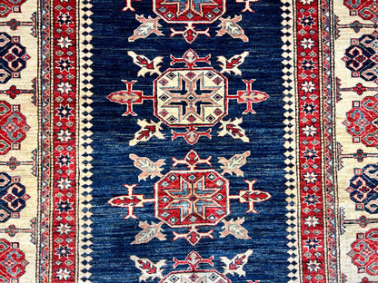 5'9"x8' Hand-Knotted 100% Wool Carpet - Kazak Area Rug