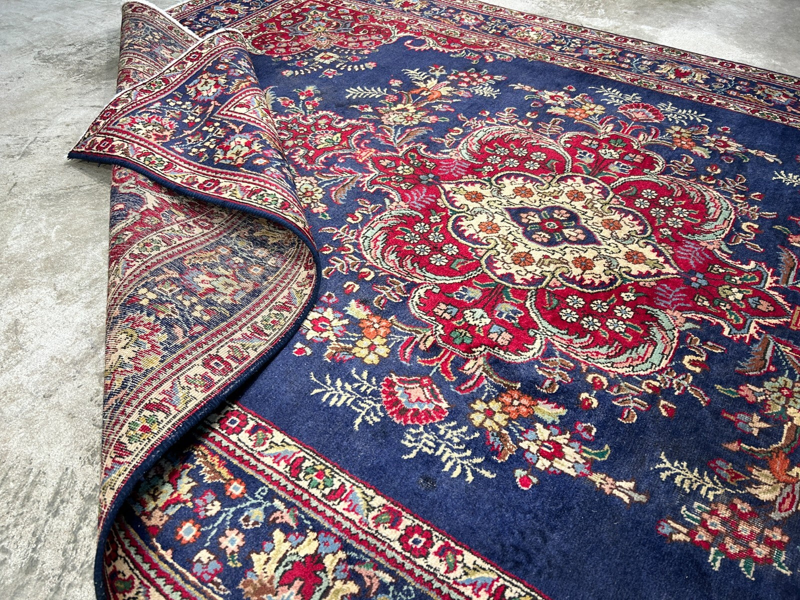 6'7"x9'9" Antique Hand-Knotted Wool Oriental Rug - Area Carpet