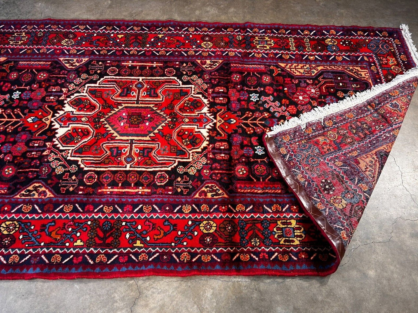 4'10" x 9'8" Hand-Knotted 100% Wool Carpet - Hamedane Area Rug