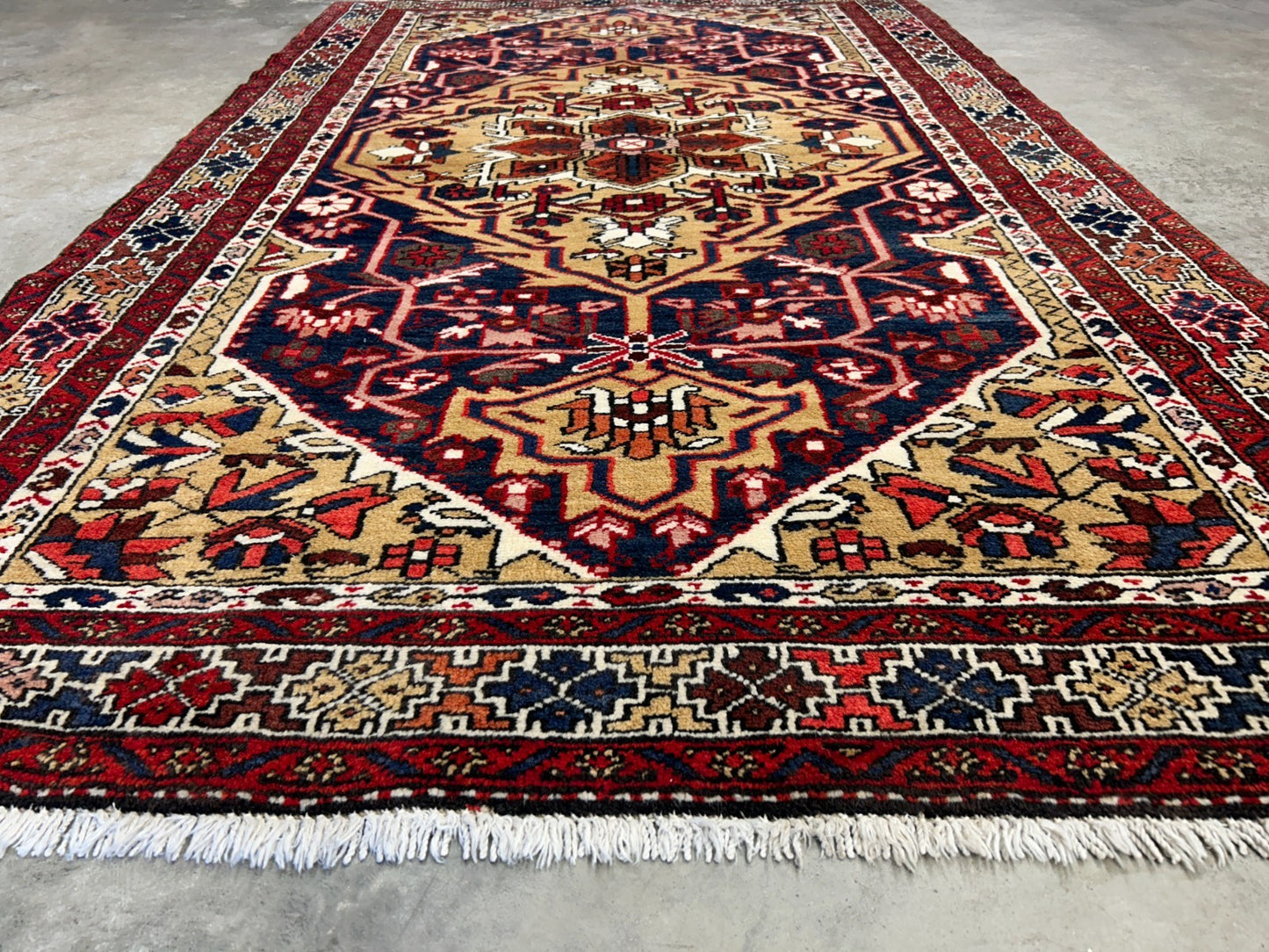 4'6"x7'4" Hand-Knotted 100% Wool Pile Herize Area Rug - Carpet
