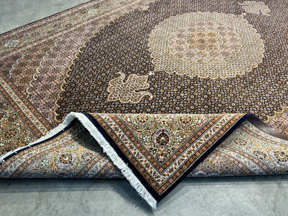 6'7"x9'7" Fine Hand-Knotted Wool & Silk Blend Tabrize Mahi Carpet - Area Rug