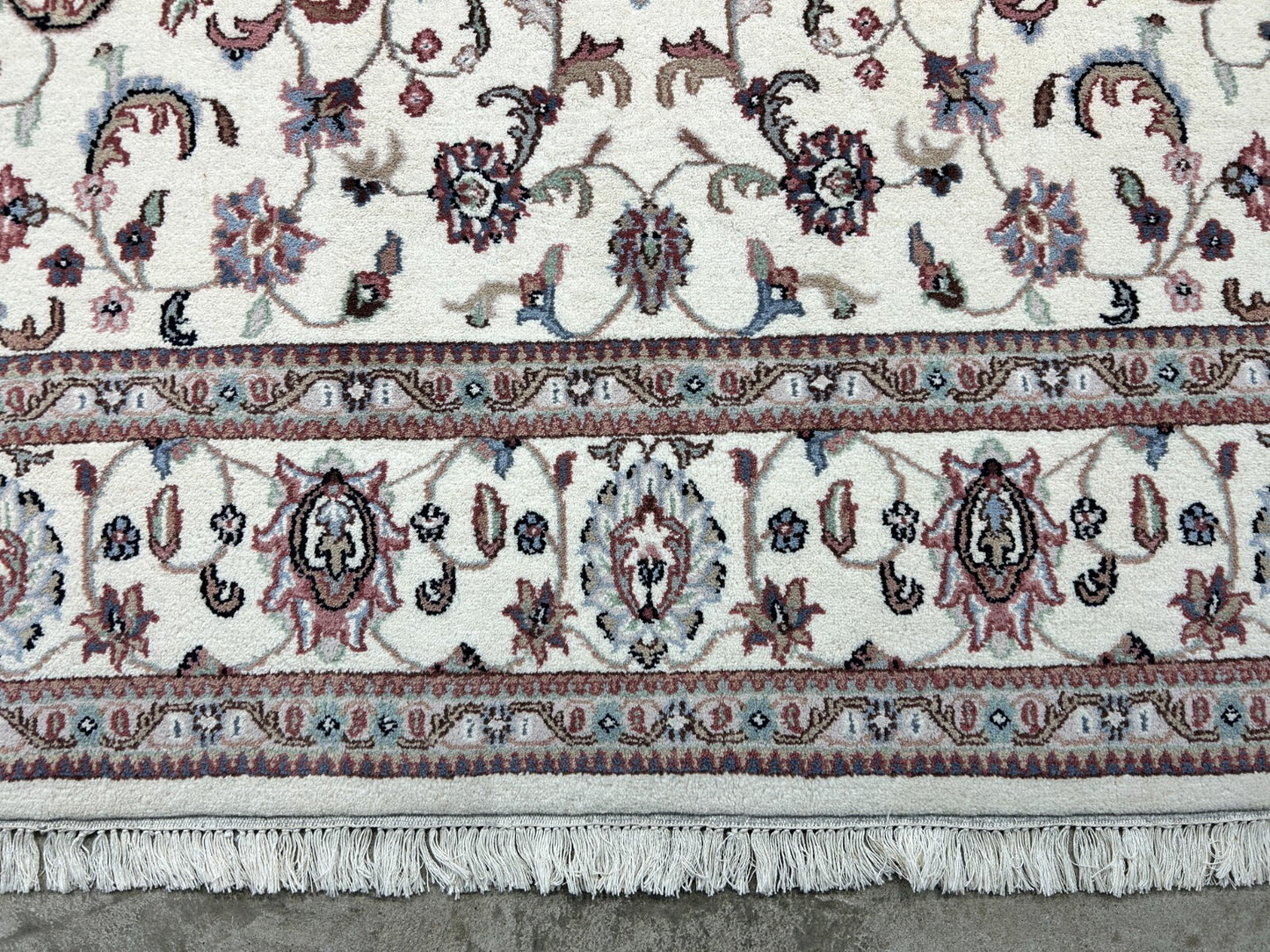 6'x9' Hand-Knotted 100% Wool Carpet - Kashane Design Area Rug