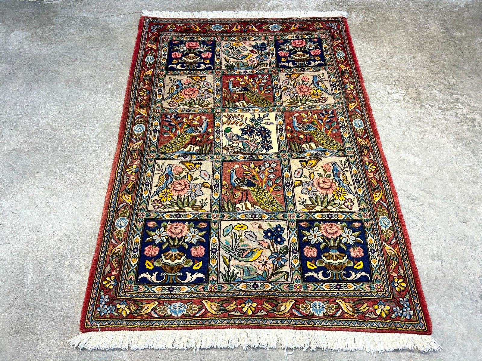 3'5"x5'2" Hand-Knotted 100% Lamb Wool Bakhtiarie Carpet - Area Rug