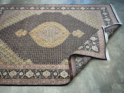 6'7"x9'9" Fine Hand-Knotted Wool & Silk Oriental Tabrize Rug - Area Carpet