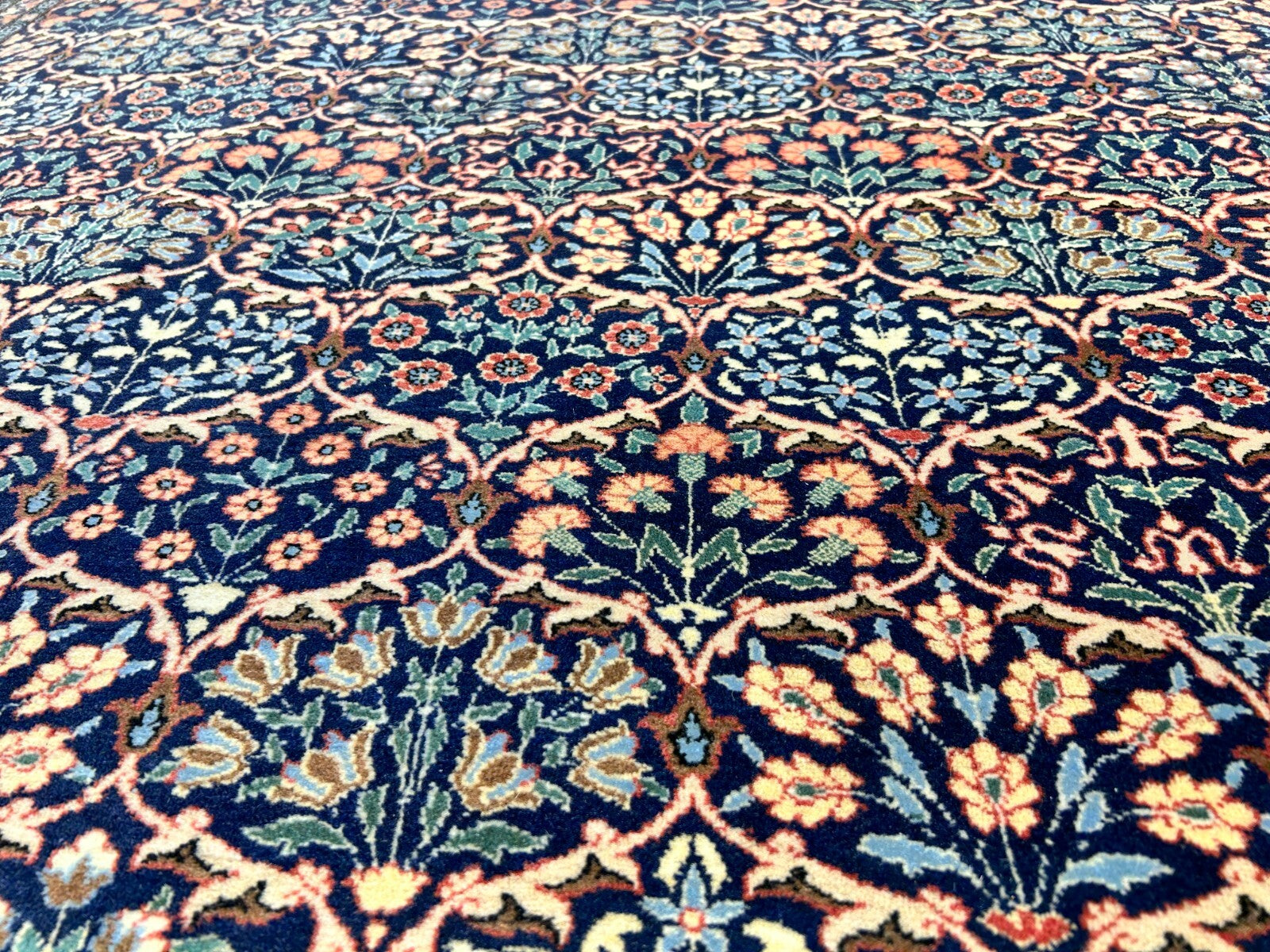 6'8"x9'9" Hand-Knotted 100% Wool Pile Hereke Carpet - Area Rug