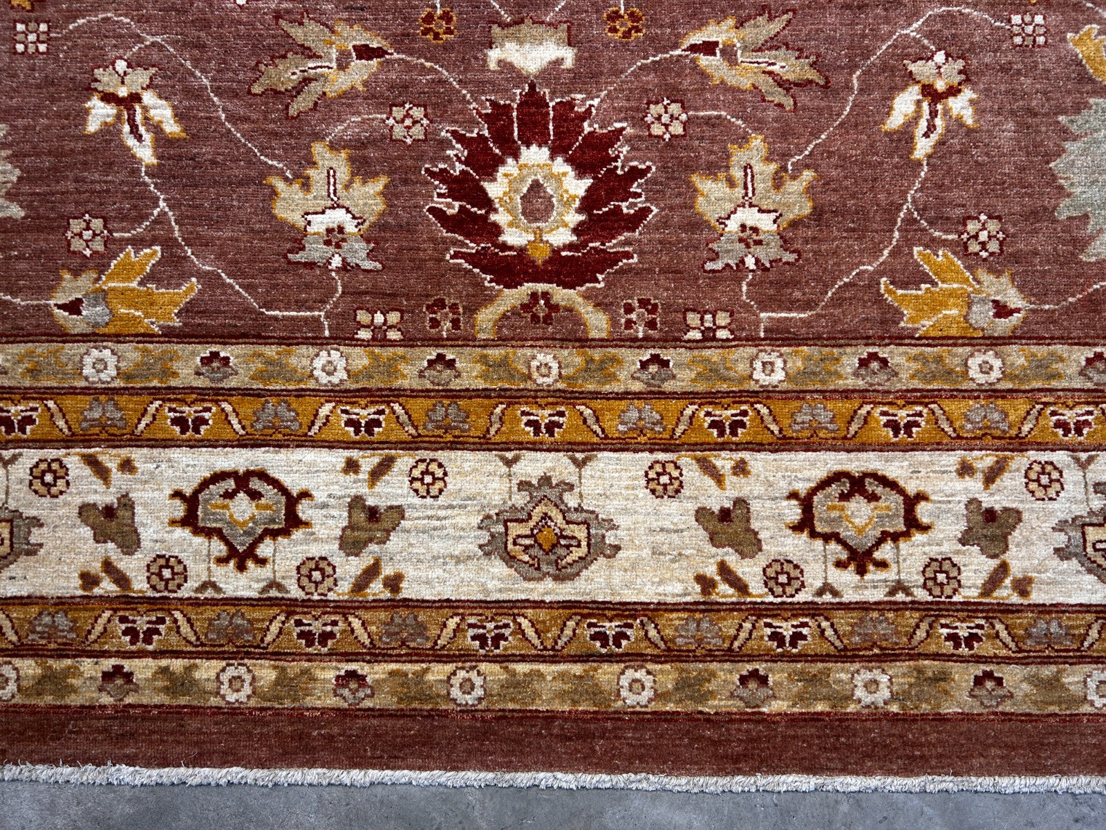 8'6"x11'11" Hand-Knotted 100% Wool Pile Pakistani Area Rug