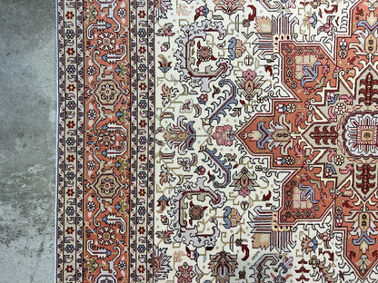 6'7"x9'10" Fine Hand-Knotted Wool & Silk Blend Tabrize Herize Carpet - Area Rug