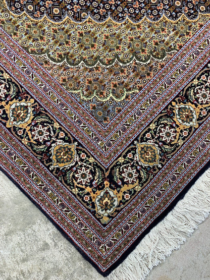 5'x6'5" Fine Hand-Knotted Wool & Silk Blend Tabrize Mahi Carpet - Area Rug
