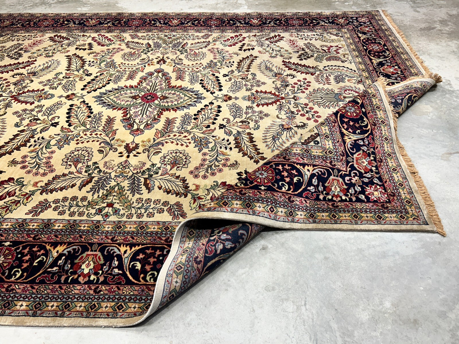 9'x12' Hand-Knotted 100% Lamb Wool Pile Sarouk Carpet - Area Rug