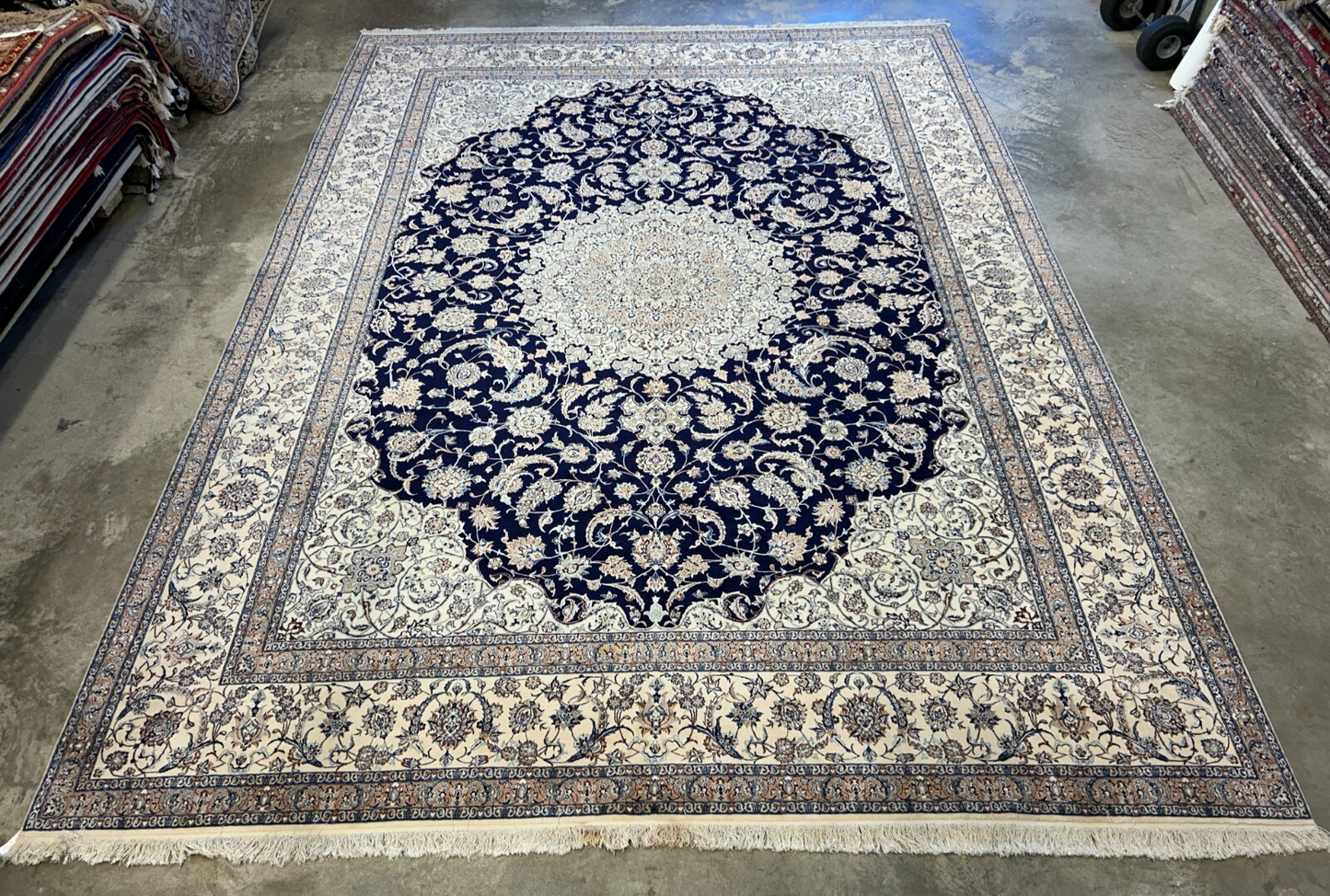 10'4"x14'3" Fine Hand-Knotted Wool & Silk Naine Rug