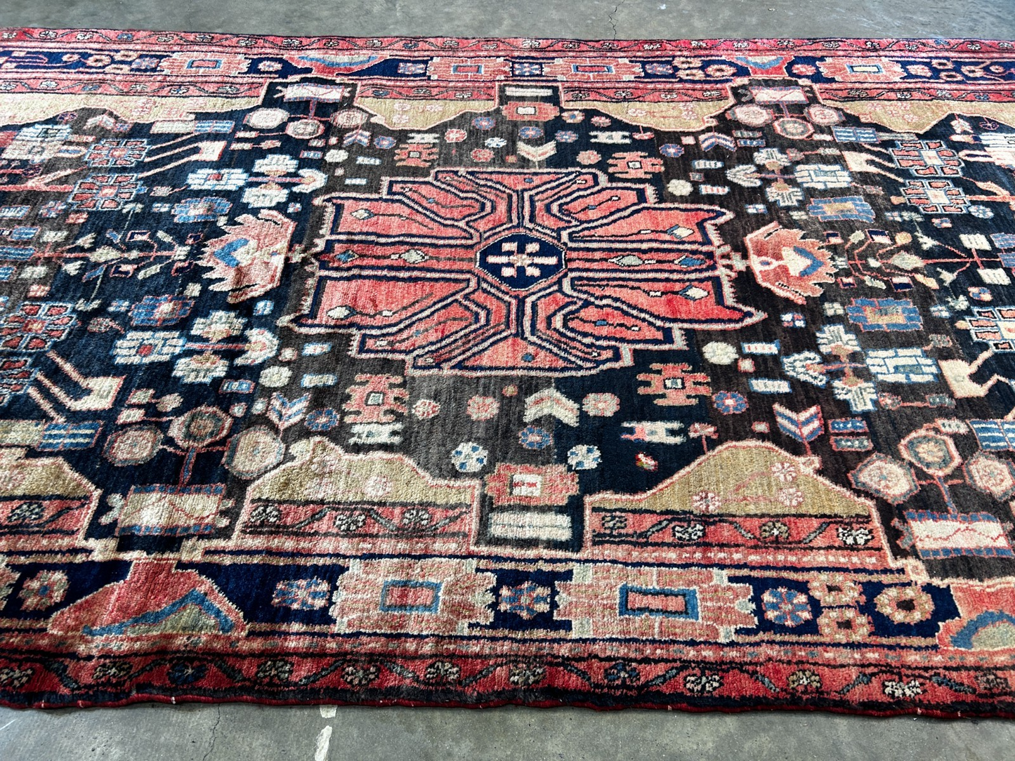 5'3" x 9'11" Hand-Knotted 100% Lamb Wool Pile Nahavande Area Rug - Carpet