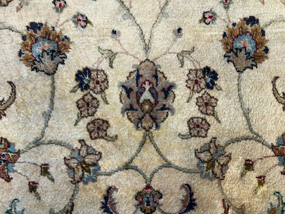 7’x9’11” Vintage Hand-Knotted 100% Wool Pile Tabrize Area Rug - Carpet